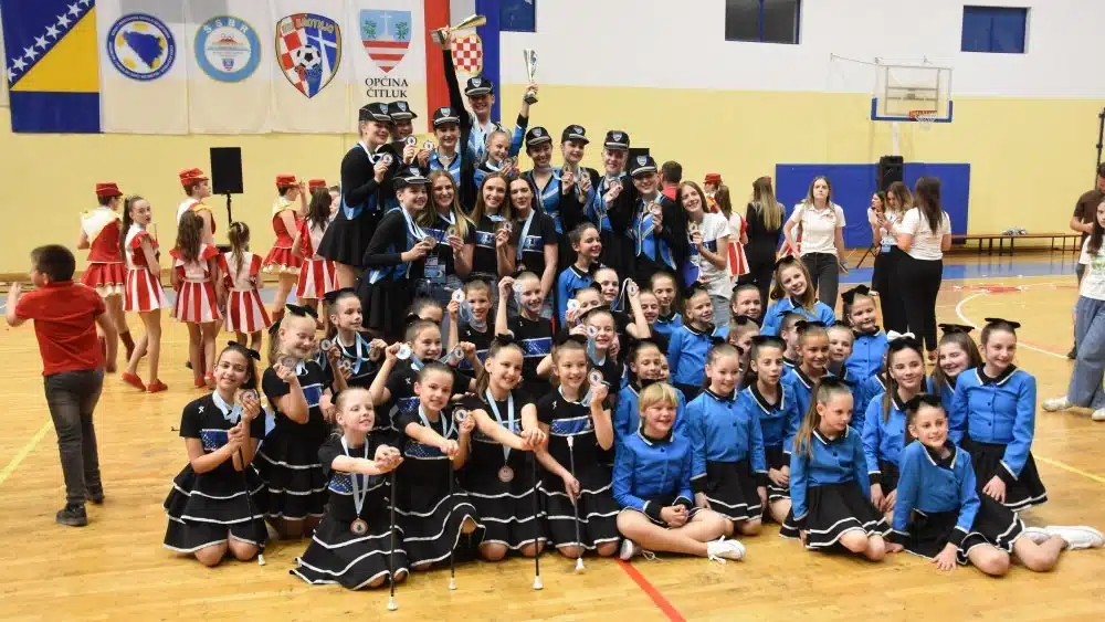 Seniorke mažoretkinja Čitluk obranile titulu državnih prvakinja