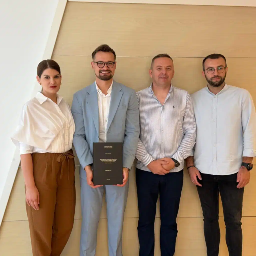 DR. MIRKO MAGLICA OBRANIO DOKTORSKU DISERTACIJU