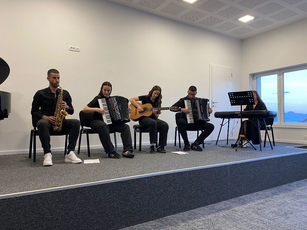 Večer glazbe, talenta i emocija: Učenici Srednje glazbene škole Tomislavgrad oduševili završnim koncertom (foto / video)