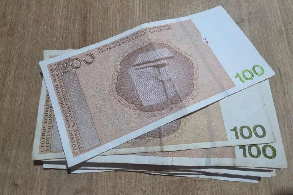 Poznato koliko će iznositi mirovine od 1. srpnja u FBiH