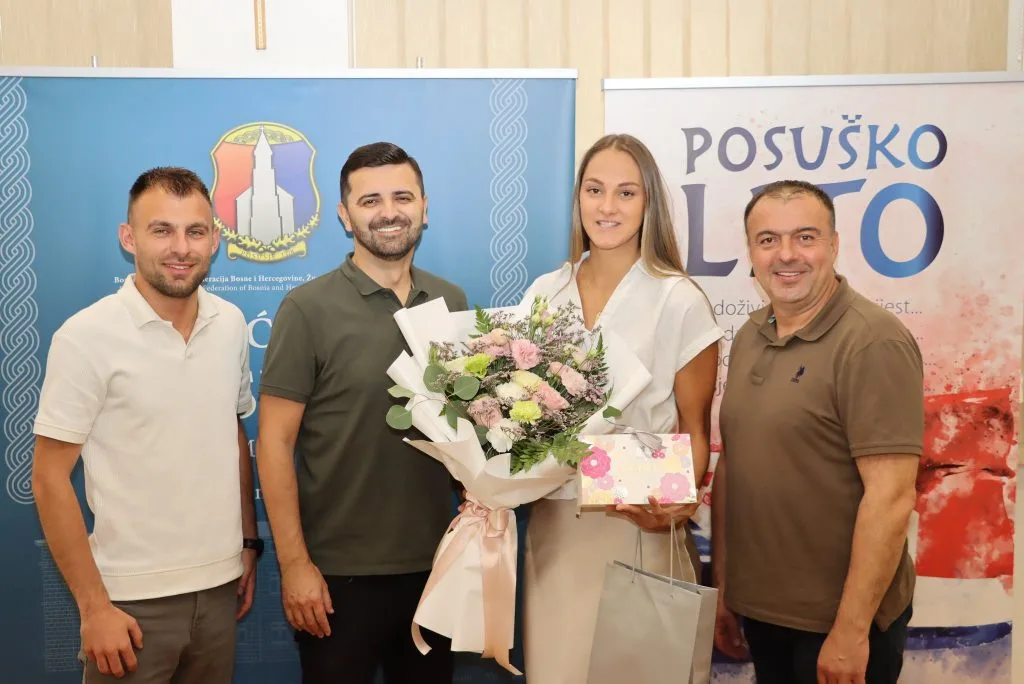 Prijem za Ana-Mariju Begić u Posušju: Prvakinja Hrvatske i najbolja košarkašica sezone