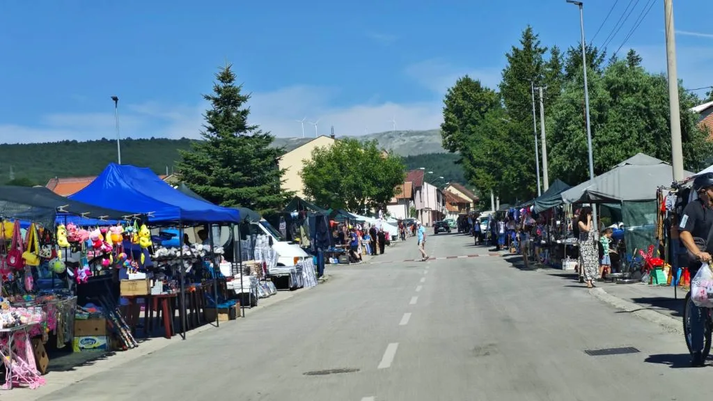 Javni poziv za ustupanje javne površine za privremeno korištenje i postavljanje demo barova povodom proslave blagdana sv. Nikole Tavelića