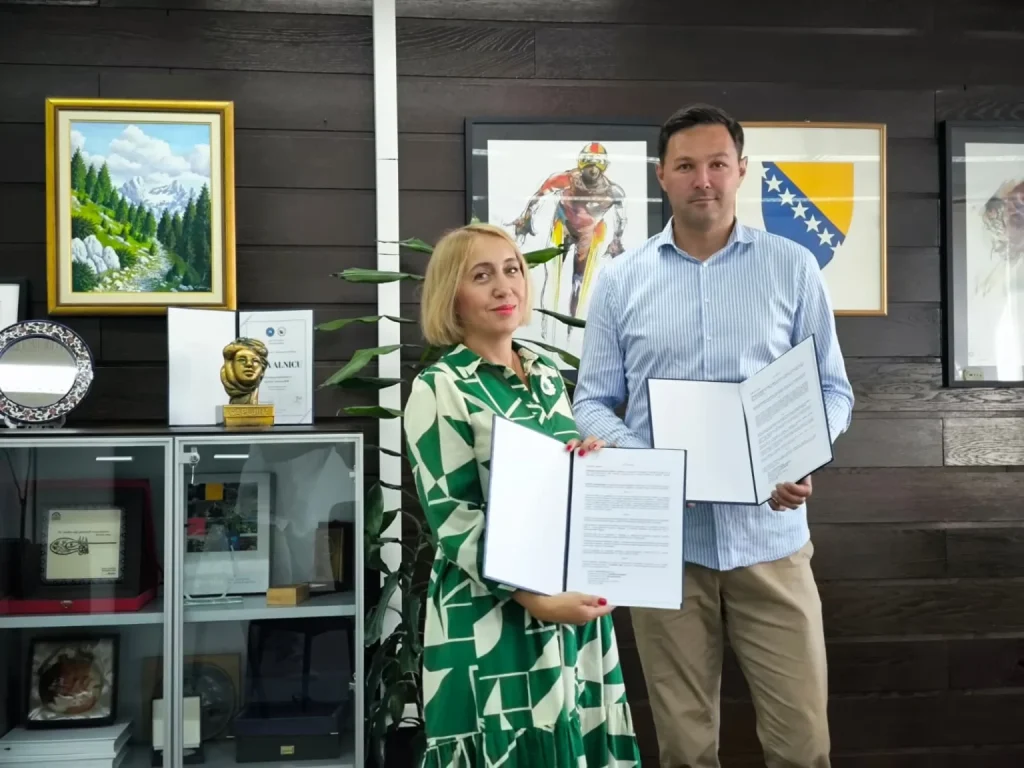 Počinje izrada stručnog obrazloženja za zaštitu sustava špilja u Tomislavgradu: Ministrica Pozder i načelnik Buntić potpisali ugovor vrijedan 110.000 KM
