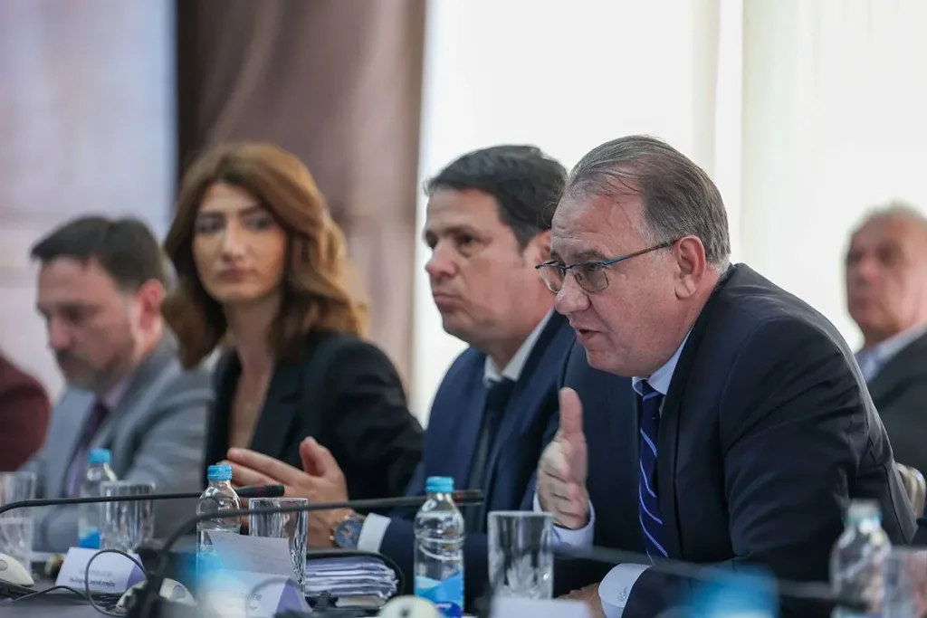Vlada FBiH odobrila 300.000 KM za dnevni centar u Posušju i 500.000 KM za sigurnu kuću u ŽZH