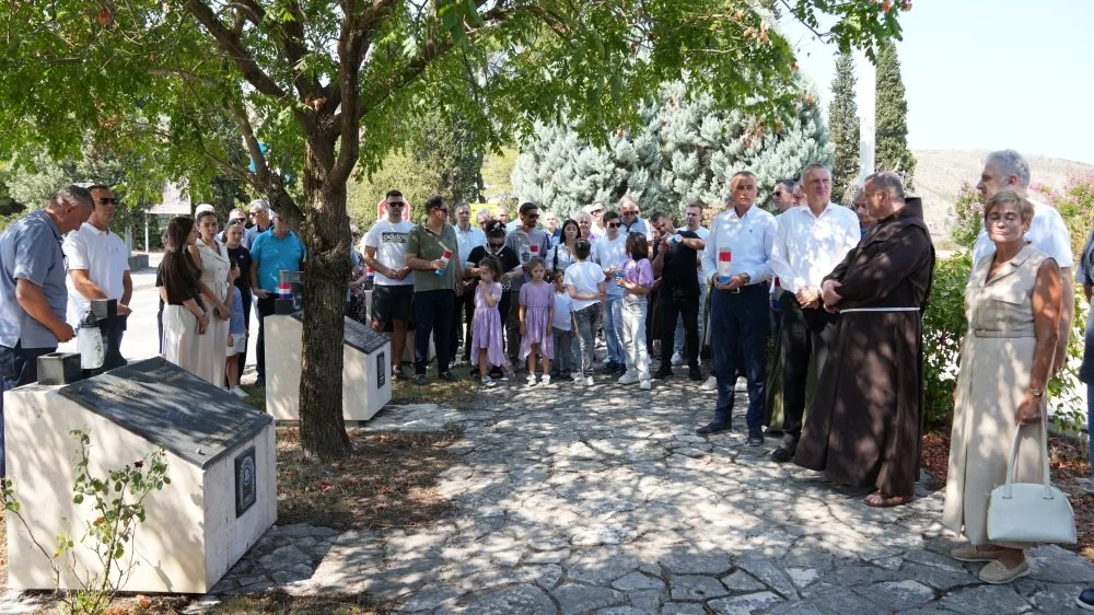 Buna: Odana počast poginulim pripadnicima brigade Knez Branimir – Čitluk