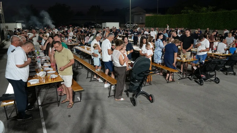 Donji Hamzići proslavili obranu naslova prvaka u MNL MZ općine Čitluk