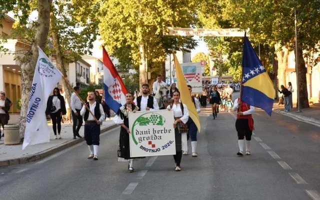 Svečano otvoreni 71. “Dani berbe grožđa”