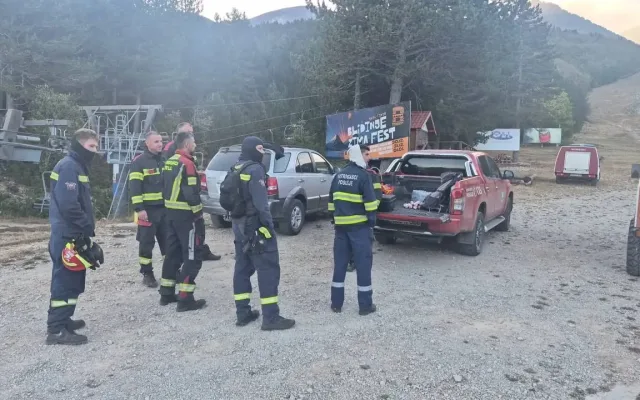 Posušani na terenu deseti dan: Vatrogasci brane Čvrsnicu, cijevi polažu na 1.760 metara visine