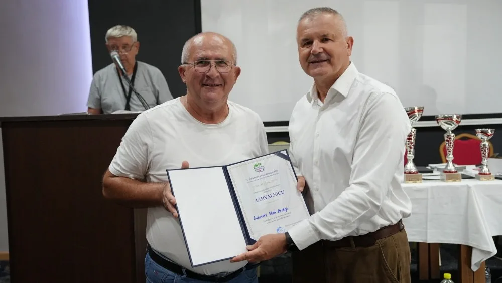 Šahovskom klubu Brotnjo uručena zahvalnica OO Dana berbe grožđa
