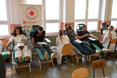 Učenici i djelatnici srednjih škola u Posušju darovali 51 dozu krvi