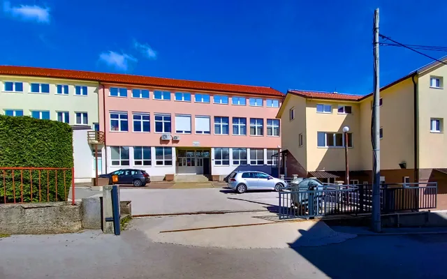 Srednja strukovna škola Tomislavgrad raspisala natječaj za popunu radnih mjesta