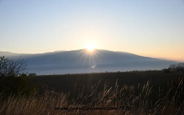 VIDEO: DOBRO vam umjereno vedro i pohladno jutro iz Tomislavgrada!