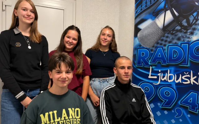 „Naš mali, a veliki svijet“: Učenici OŠ Ivane Brlić-Mažuranić predstavili svoju školu u programu Radio Ljubuškog
